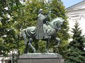 Szekesfehervar - Szent Istvan lovas szobra1
